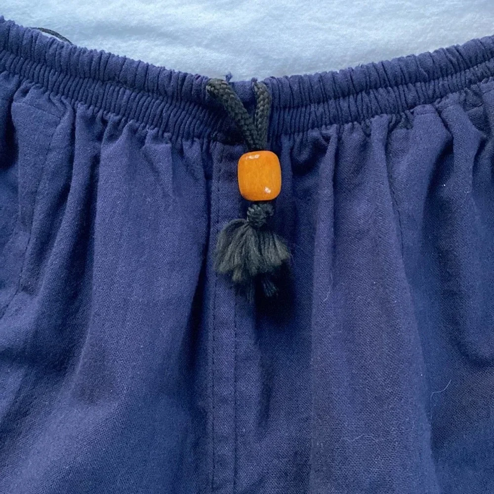 Vintage handmade shorts from Guatemala - Picture 4 of 6